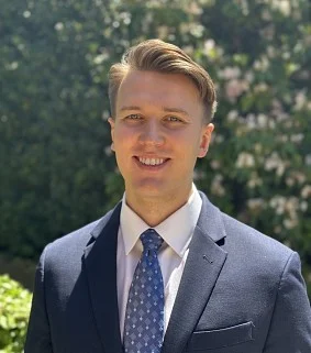 Oregon Law student Will LeRoux with a nature backdrop