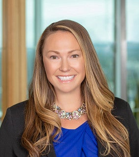 Traci Ray Headshot