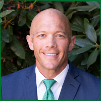 Associate Clinical Professor Bryan Dearinger