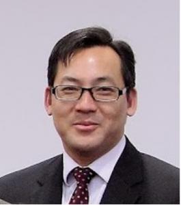 Portrait of Joseph Huynh