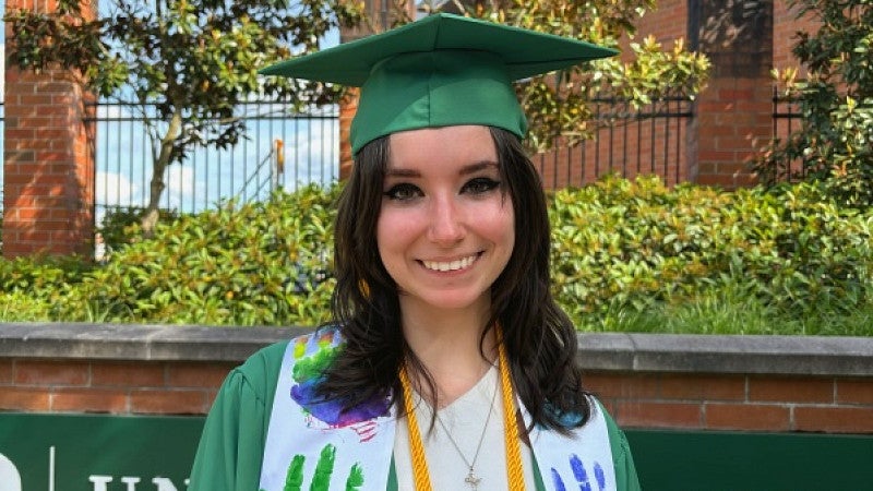 Sophia Morgan, a 2026 UO graduate