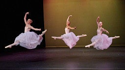 ballet dancers