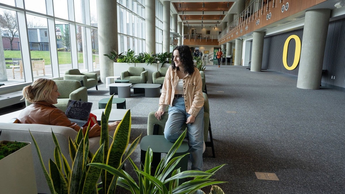 students in Portland Library and Learning Center.