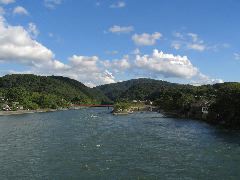 Ujigawa from main bridge.JPG