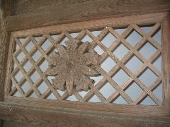 wood carving detail Uji.JPG