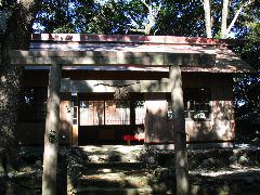 local shrine Toba 1.JPG