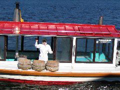 diver with tubs.JPG