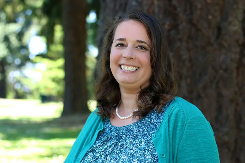 Julie Scroggins